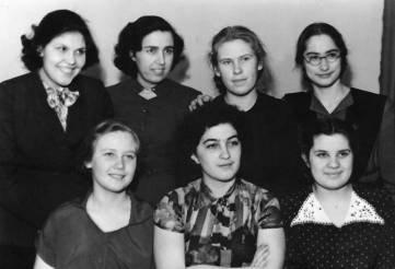  255   , 32.      . ,  ,    ,    . 1954 